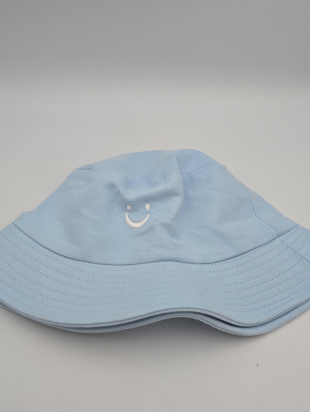 Unbranded Light Blue Happy Face Bucket Hat - Picture 5 of 7